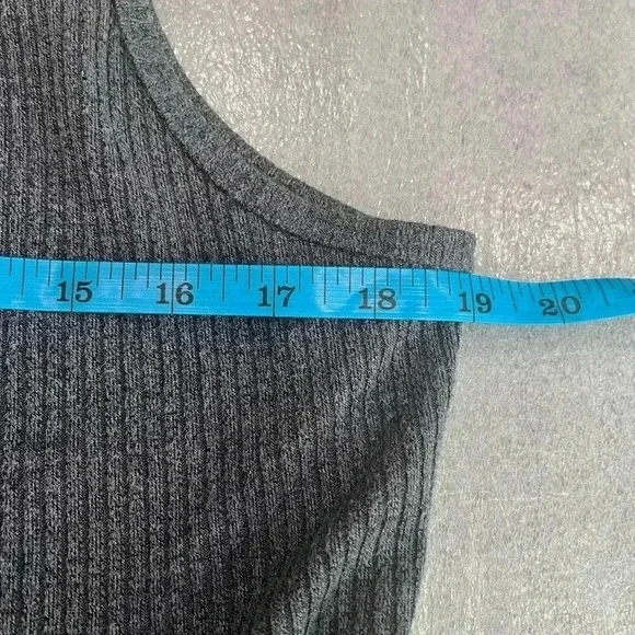 ❤️2/$30❤️[M]Smash+Tess  Ribbed Button Tank Top Side Slits - Picture 2 of 6